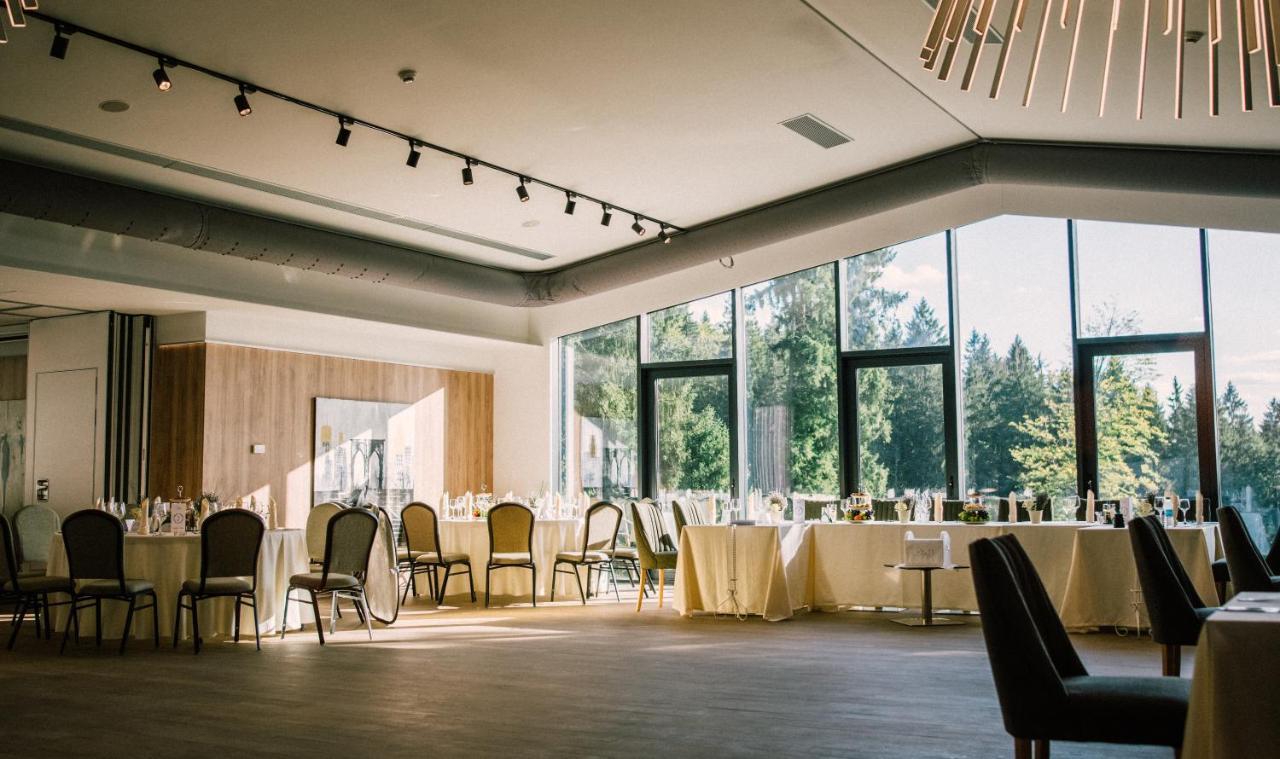 Complex Hotelier Cota O Mie Sinaia Exterior photo